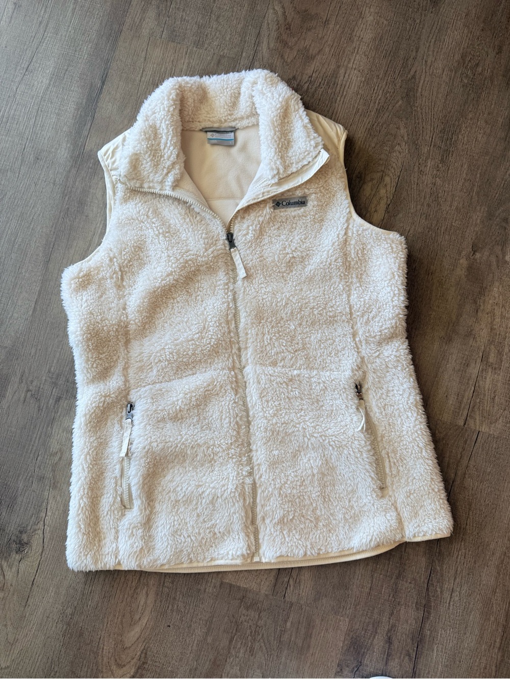 Columbia Women's Cream Winter Pass Sherpa Vest